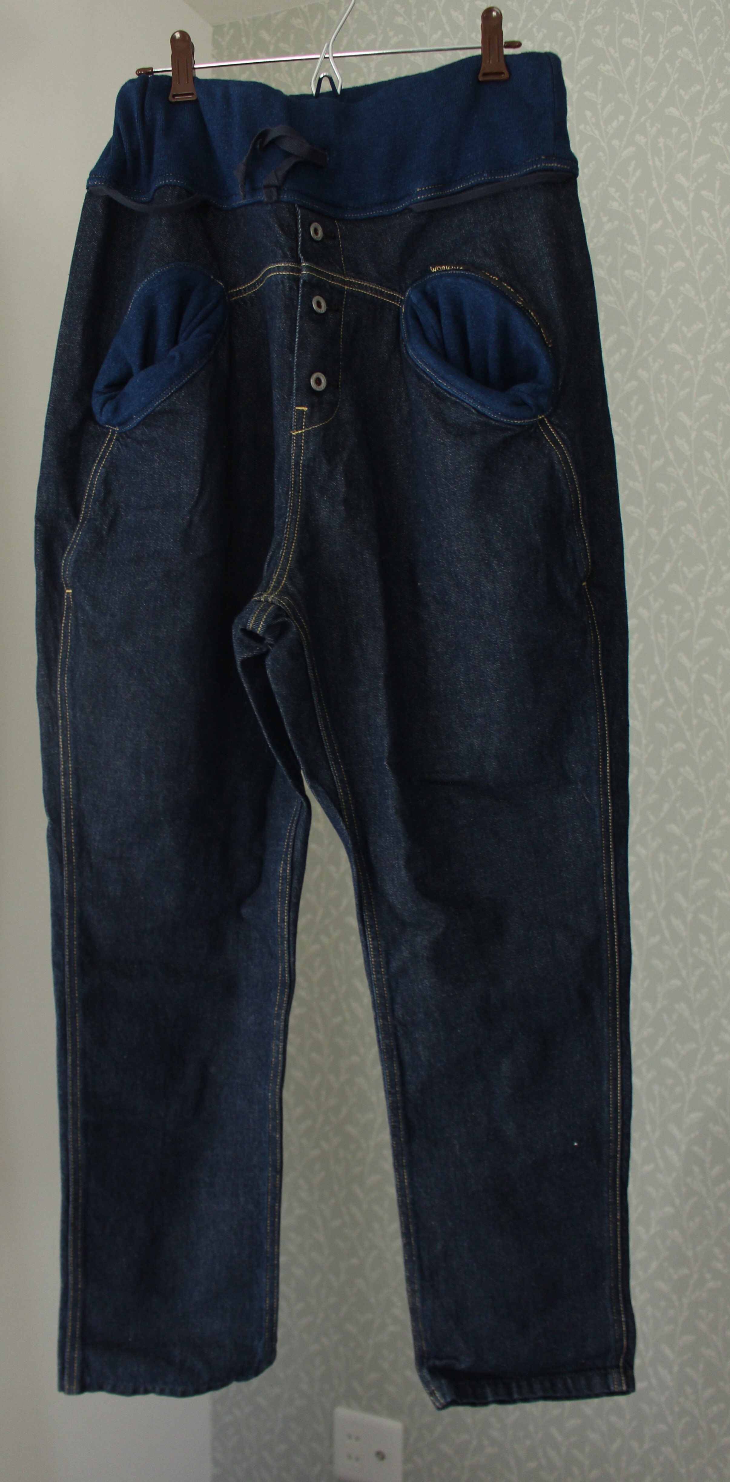 pants0510.jpg